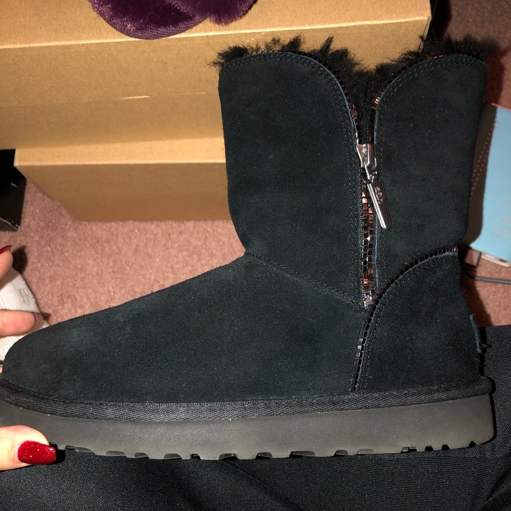 Black zipper ugg boots